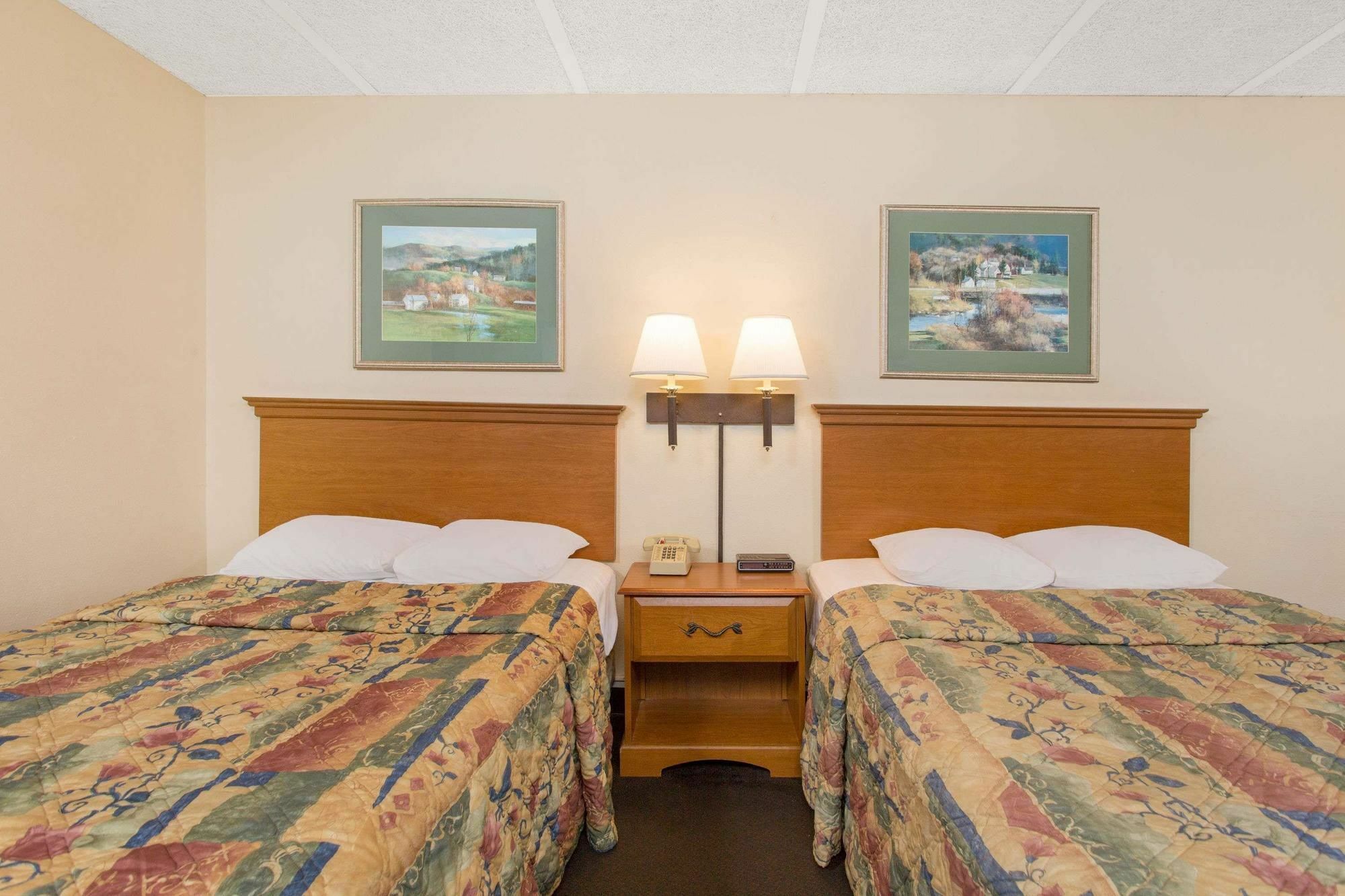 Garden Inn Fredricksburg South Fredericksburg Exterior photo